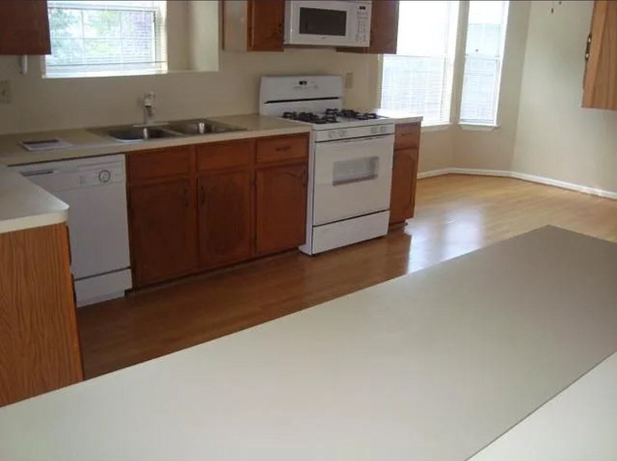 2705 Ashbury Point Ln - Photo 5 of 11