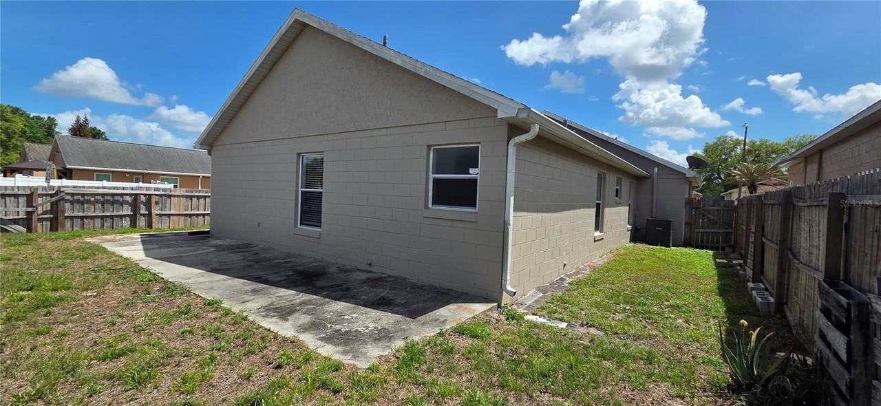 282 Briar Bay Cir - Photo 6 of 20