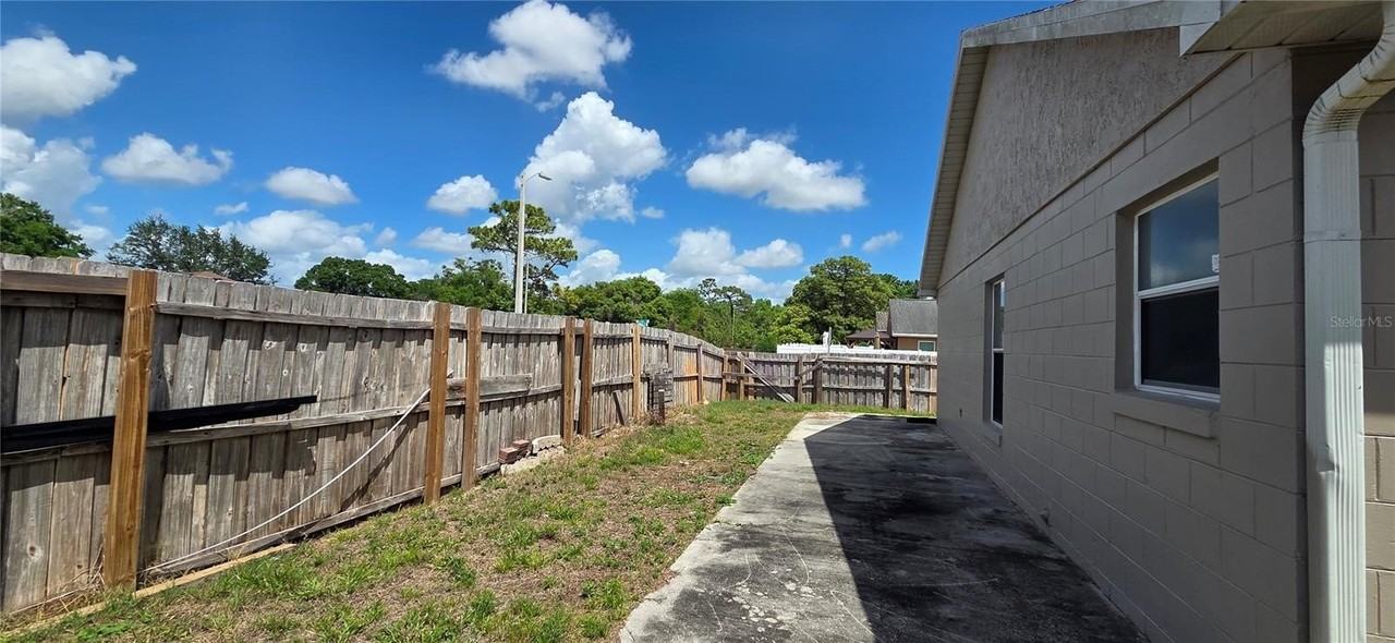 282 Briar Bay Cir - Photo 7 of 20