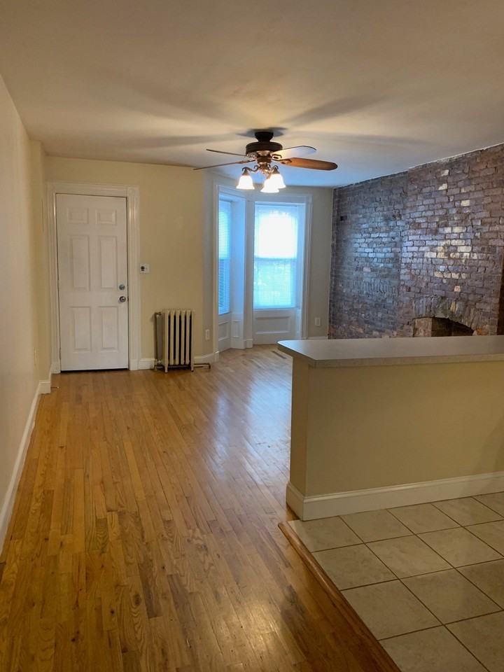 288 Monmouth St #1 - Photo 5 of 13
