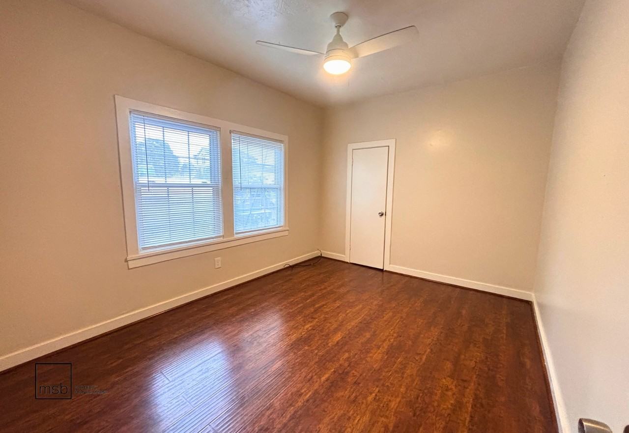 1120 12th St #1120 - Photo 5 of 14