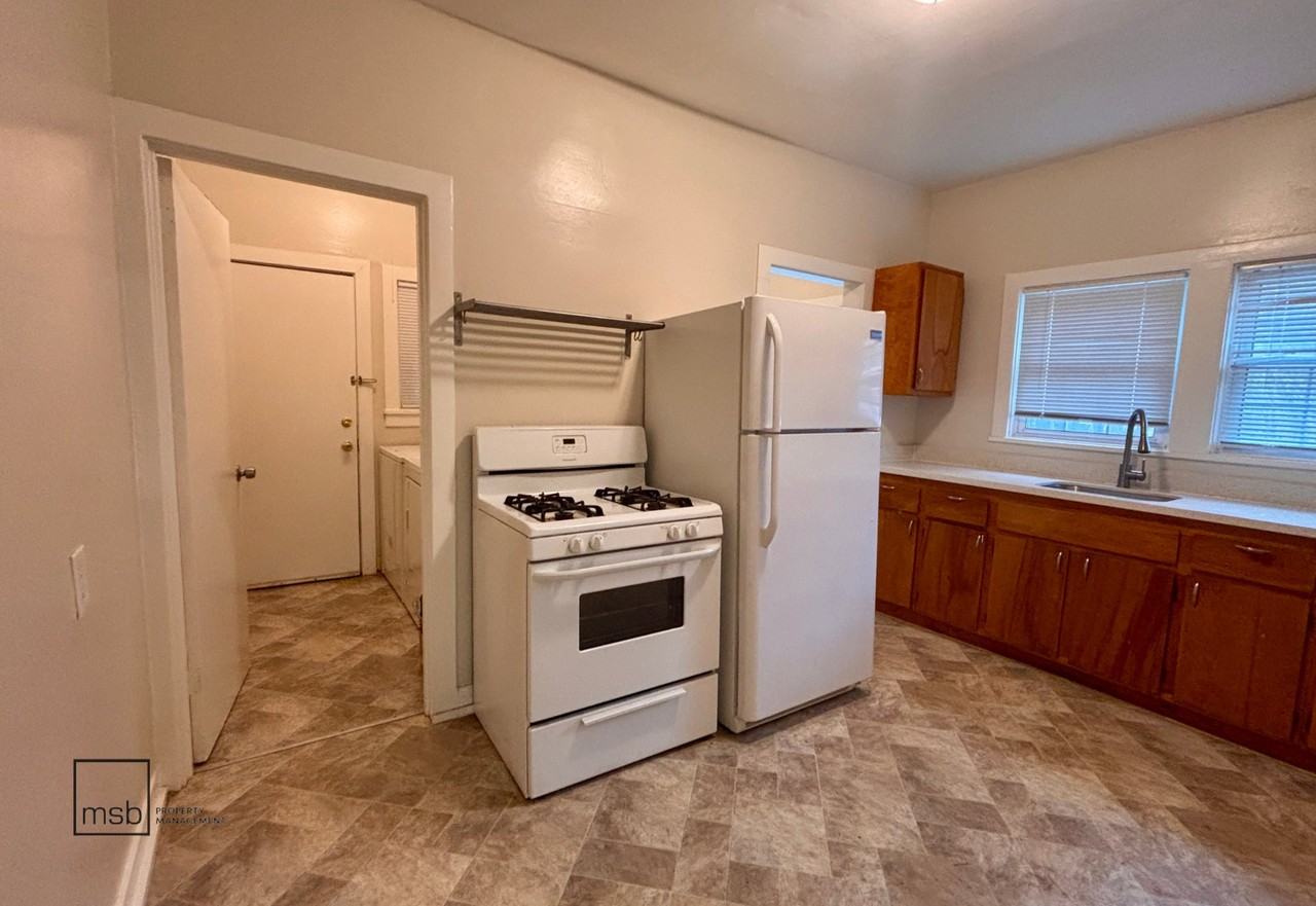 1120 12th St #1120 - Photo 7 of 14