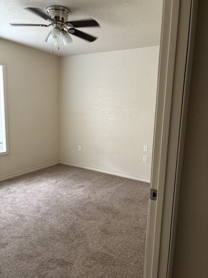 3102 Wild Red Rd - Photo 6 of 10