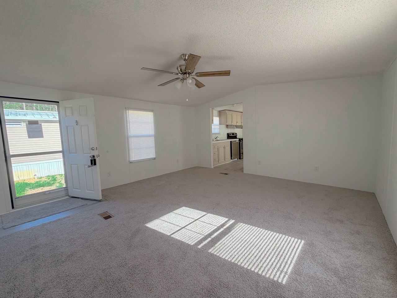 2111 Harristown Rd - Photo 4 of 13