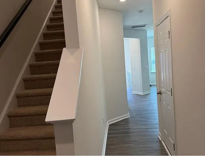 159 Starlight St - Photo 4 of 18