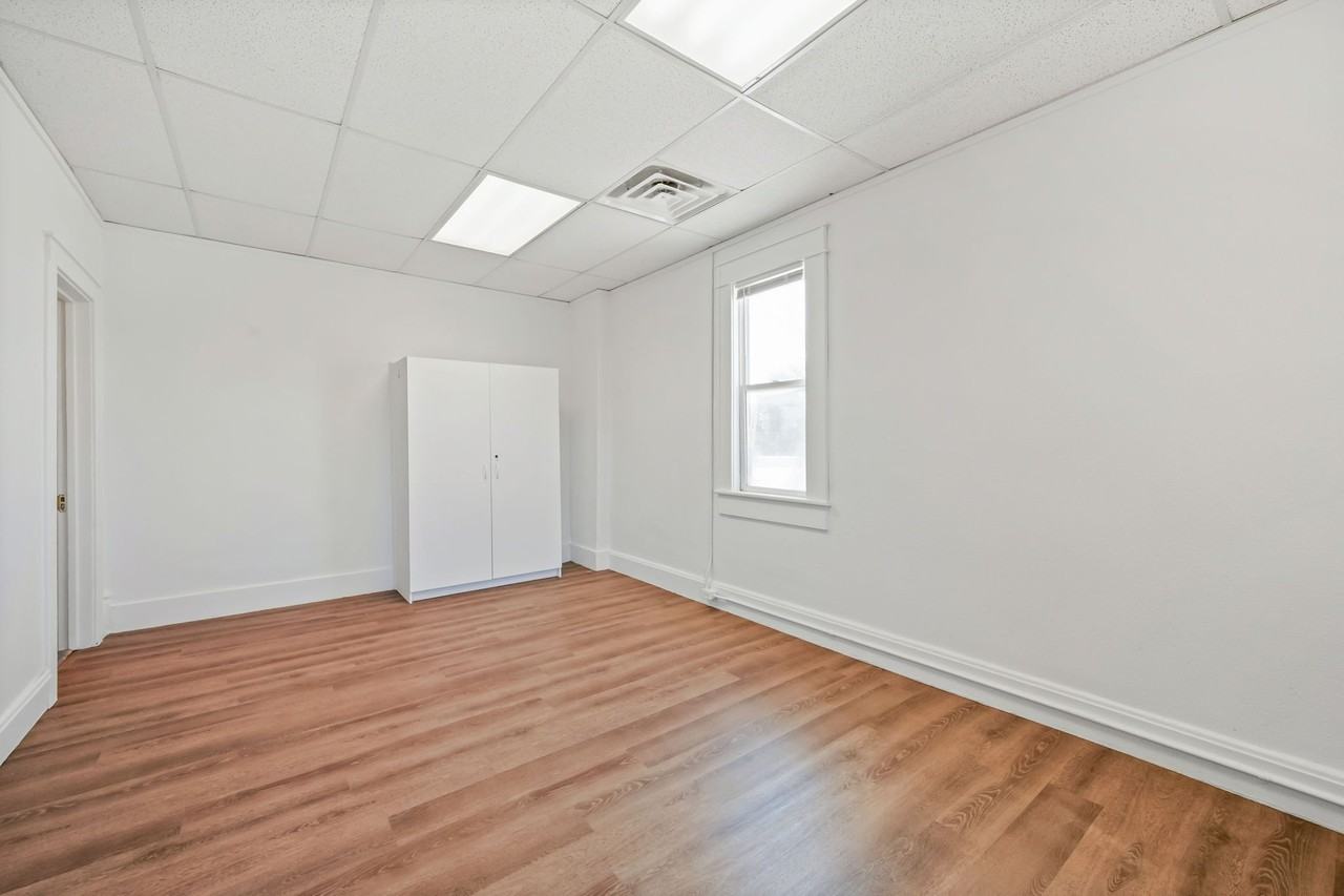 5 S Parish Ave #1 - Photo 7 of 9