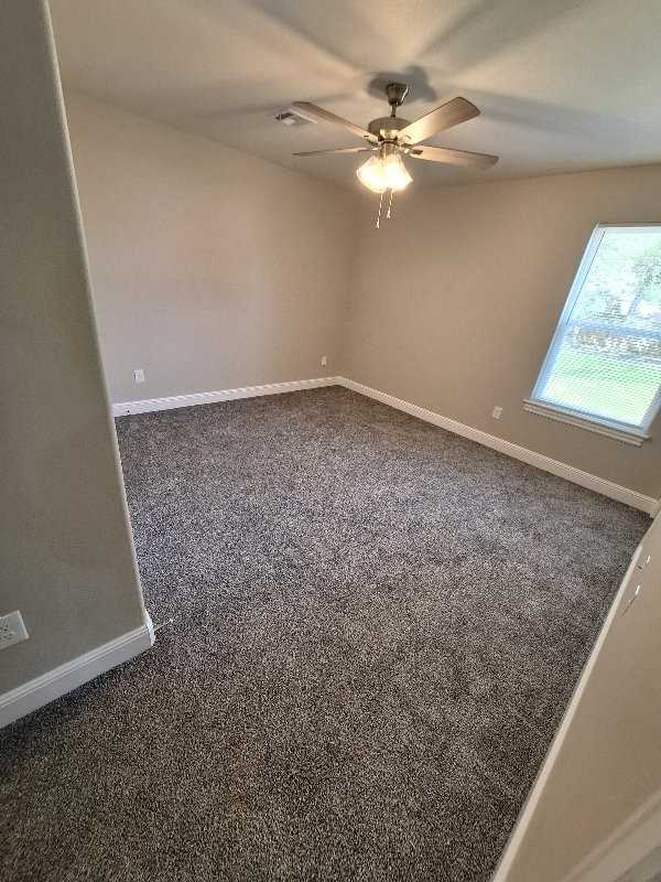 1722 S Porter Ave - Photo 6 of 11