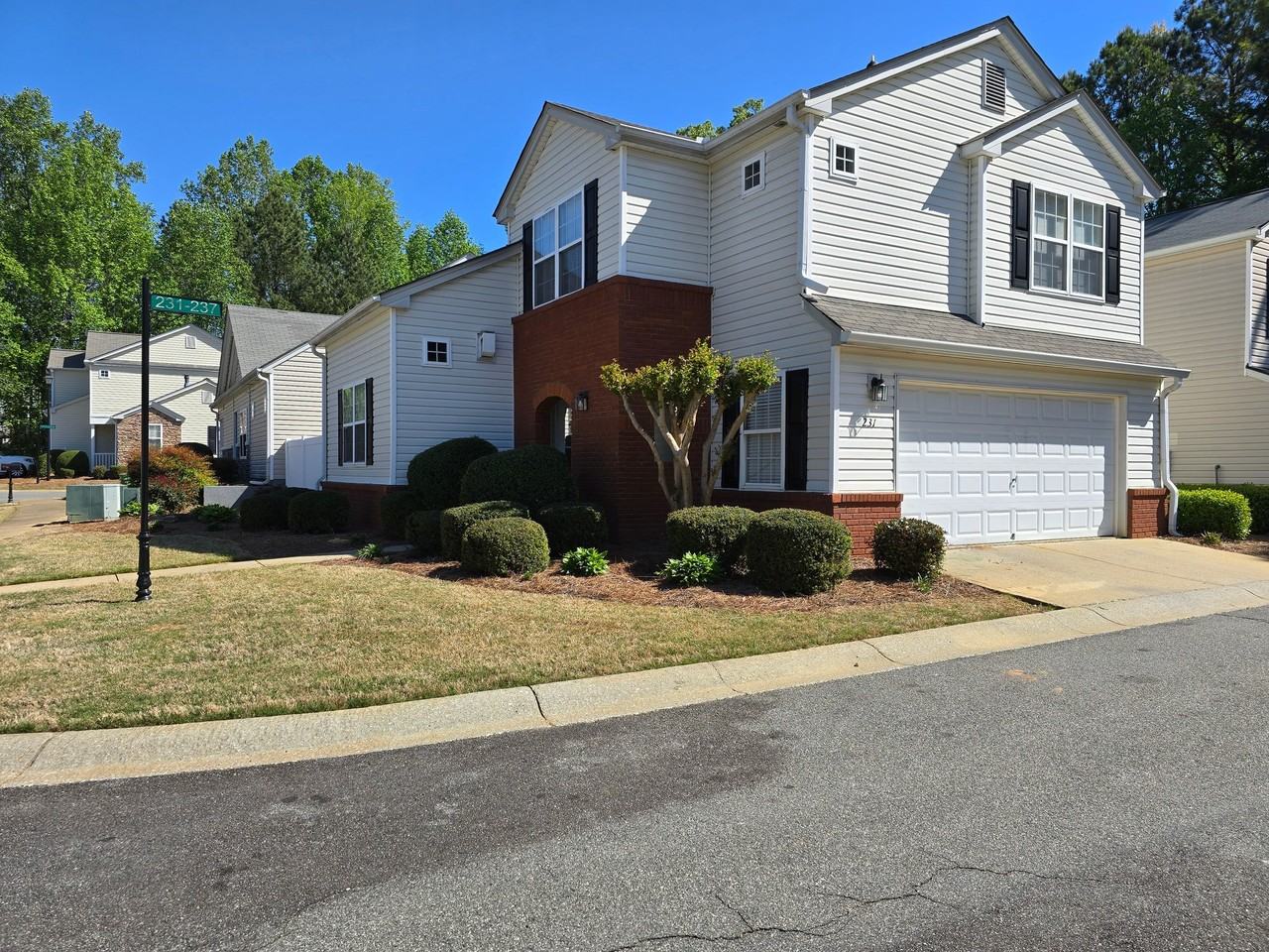 231 Windcroft Ln Nw - Photo 2 of 14