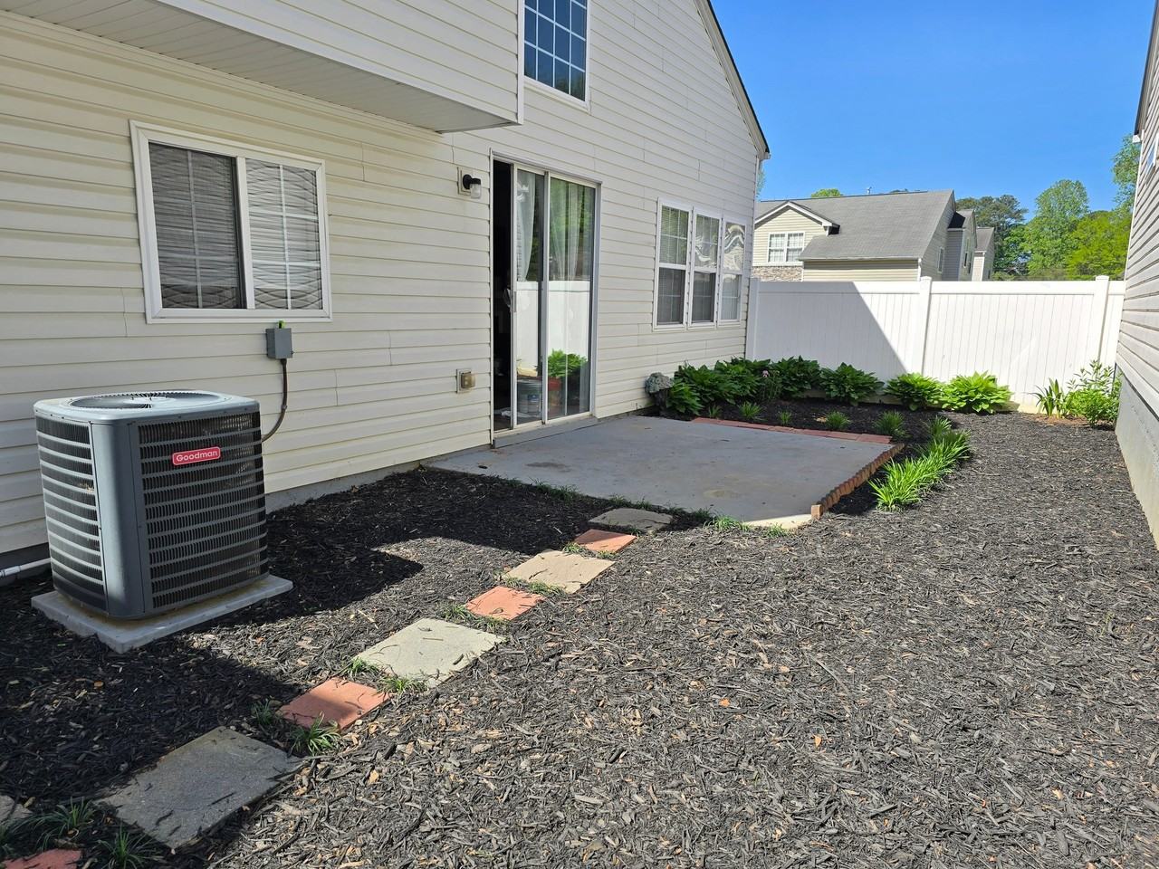 231 Windcroft Ln Nw - Photo 3 of 14