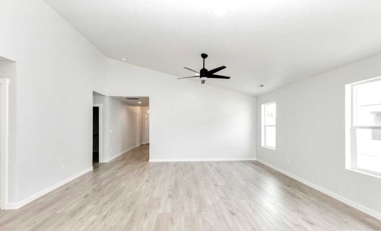 6290 W Karpathos St - Photo 7 of 14