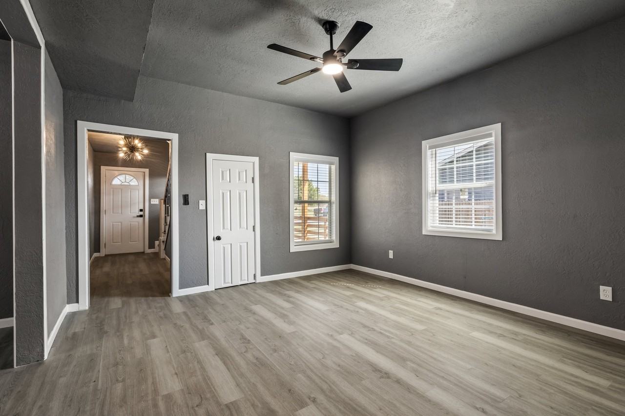 1320 W Frisco St - Photo 4 of 20