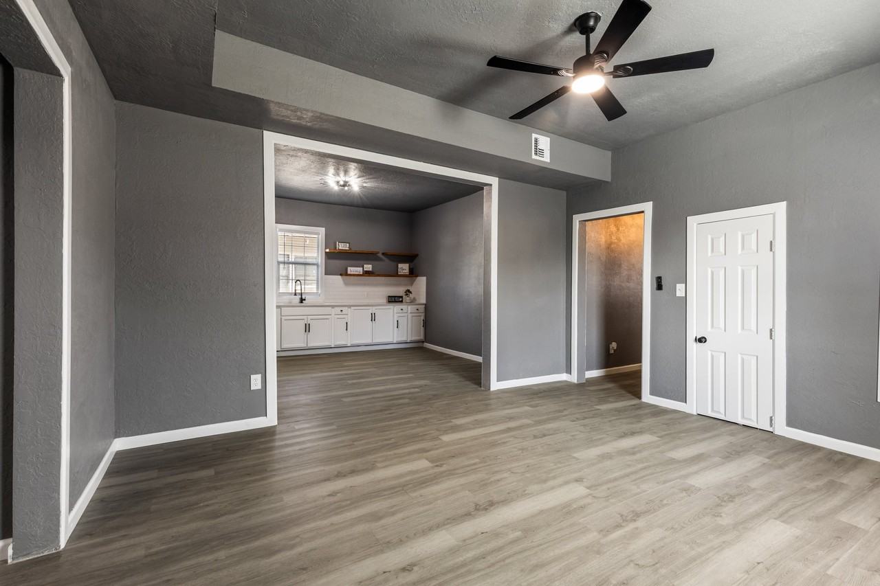 1320 W Frisco St - Photo 5 of 20