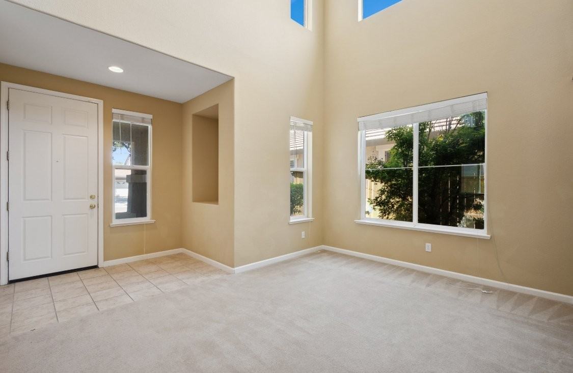 20629 Sarazen Pl - Photo 3 of 16