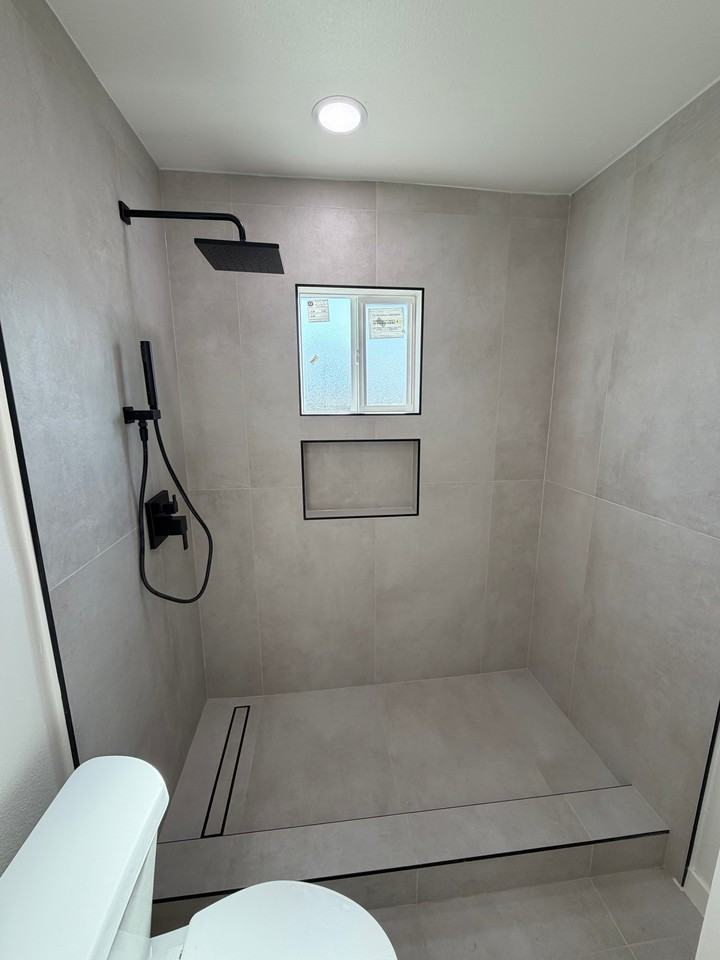 4104 N Morada Ave - Photo 5 of 8