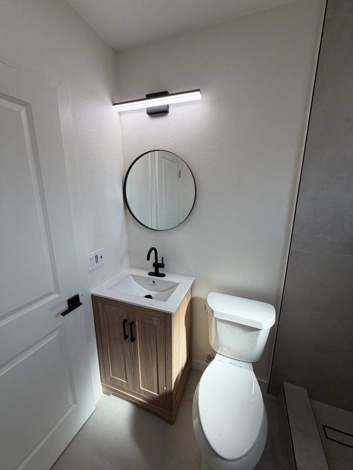 4104 N Morada Ave - Photo 6 of 8