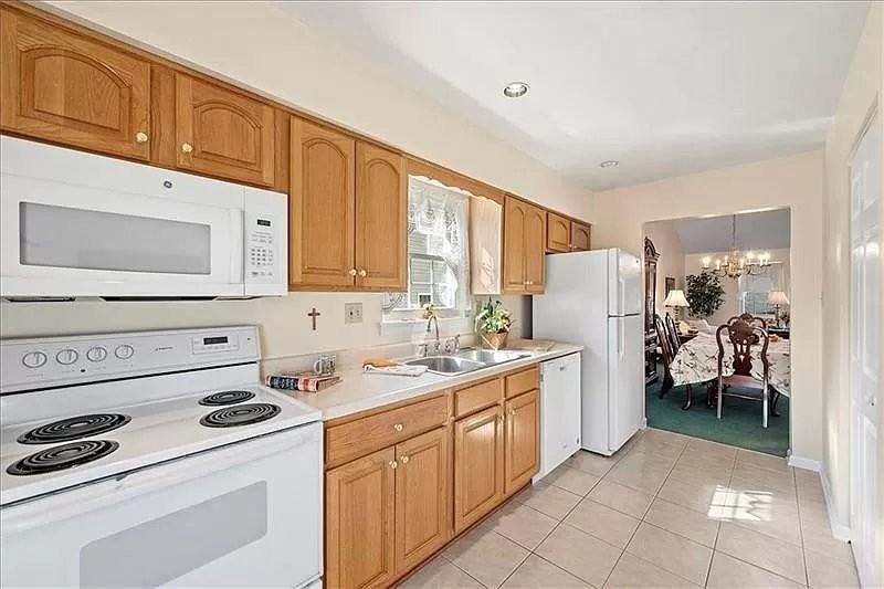 103 Paddock Ln - Photo 7 of 18