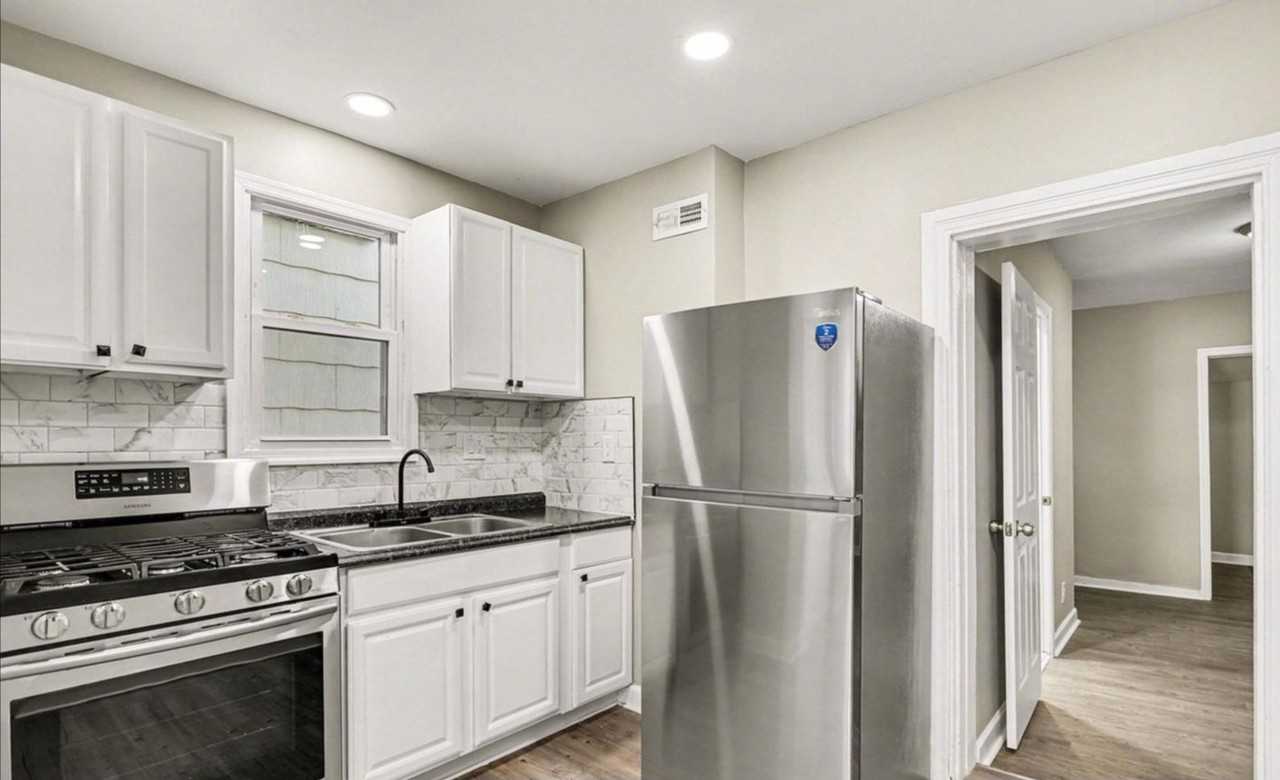 26 N West St - Photo 6 of 8