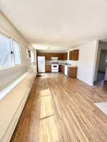 featured image of 1145 E 5th St #1145