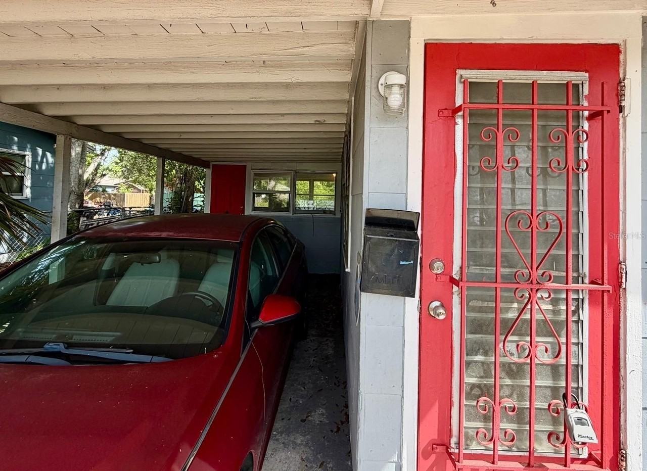 4627 19th Ave S - Photo 3 of 25