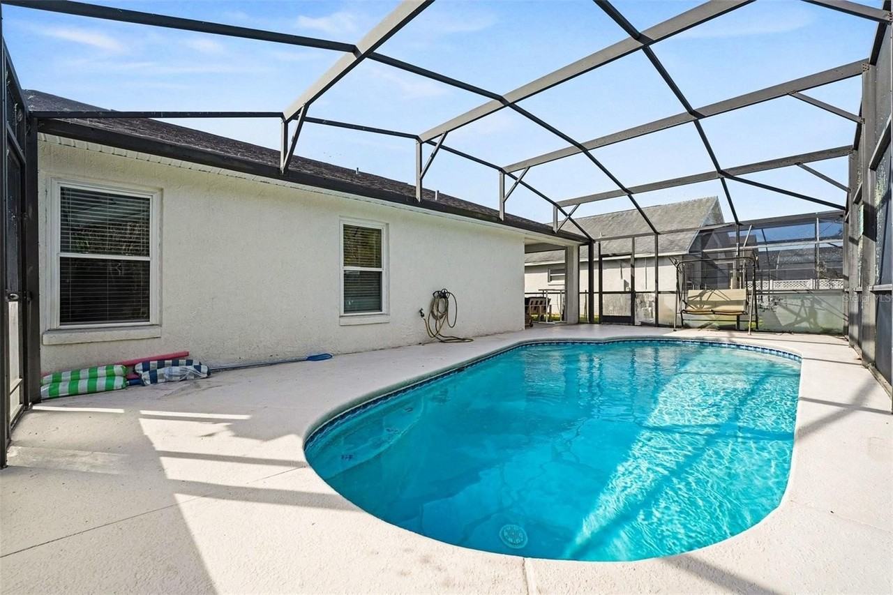 2651 Autumn Creek Cir - Photo 3 of 25