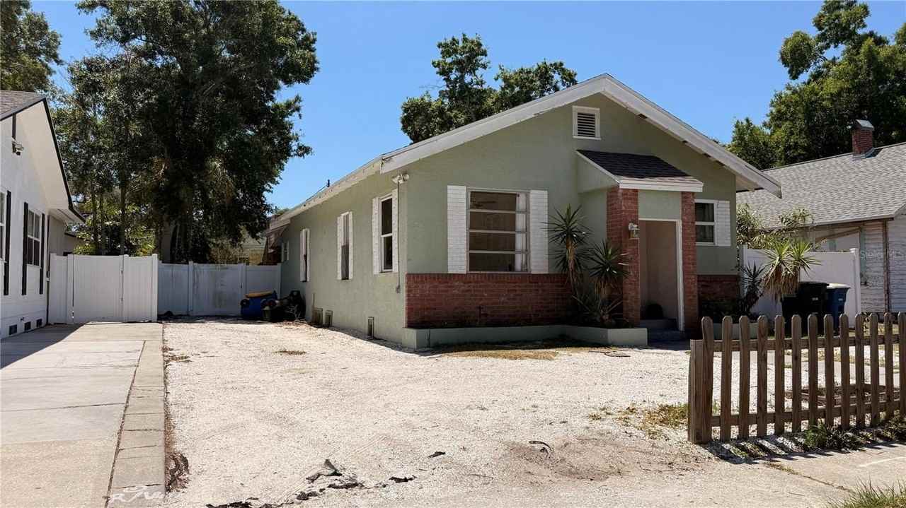 905 Jones St - Photo 3 of 30