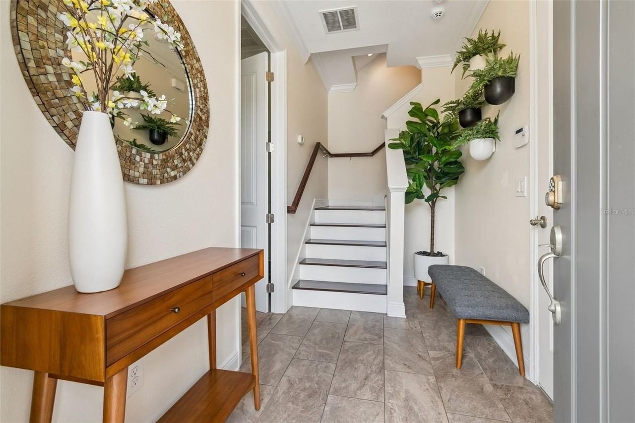 426 S Lincoln Ave - Photo 4 of 32