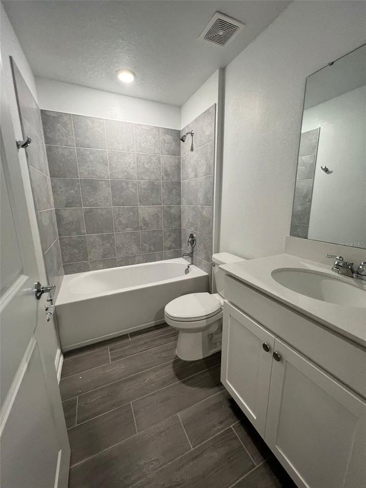 34000 Sky Blossom Cir - Photo 3 of 15