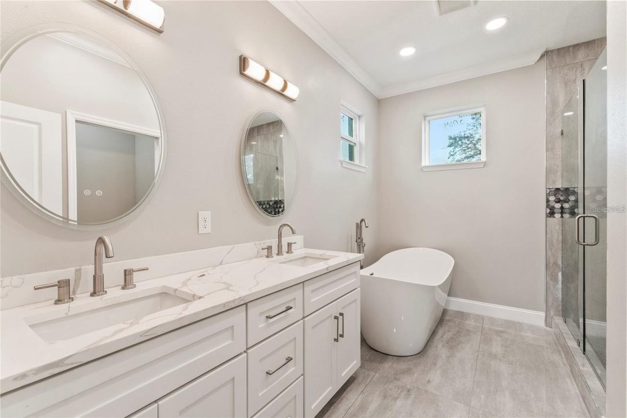 809 W Linebaugh Ave #1B - Photo 3 of 4