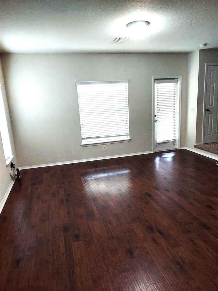 4726 Somerset Hill Ln - Photo 4 of 30