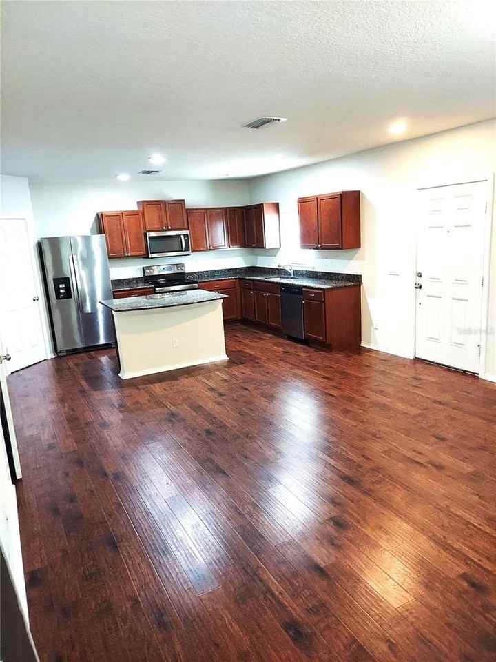 4726 Somerset Hill Ln - Photo 7 of 30