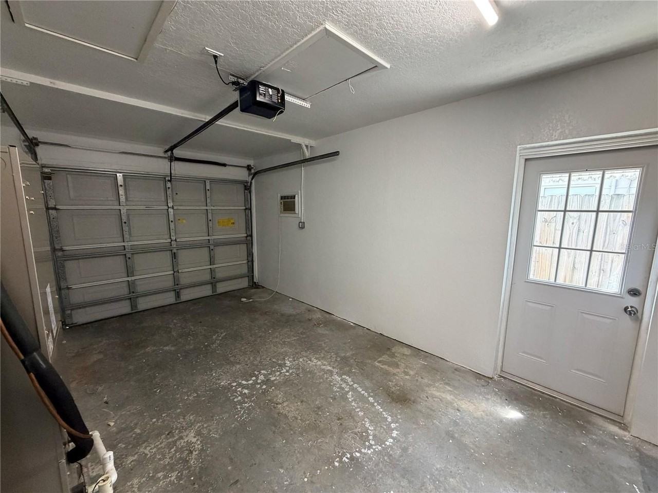 5830 Commonwealth Ave N - Photo 6 of 12