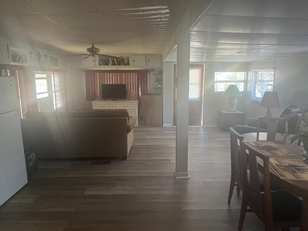 1949 Hess Dr - Photo 7 of 17