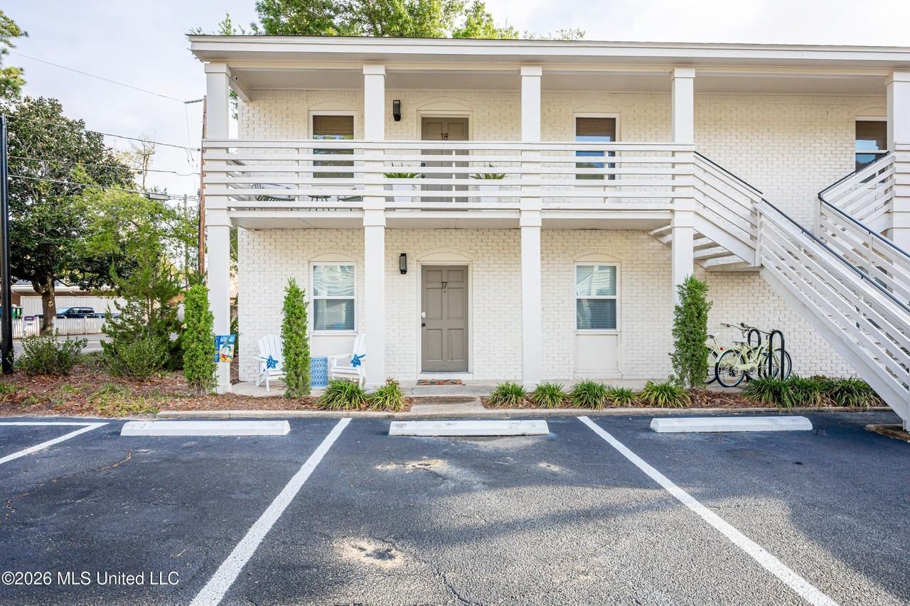 114 Ethel Cir Apt 17