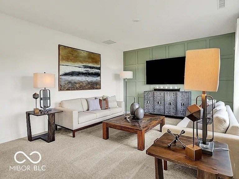 2868 Woods Edge Dr - Photo 6 of 16