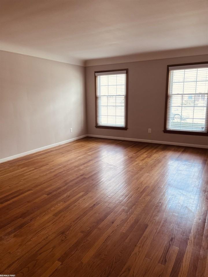 899 Neff Rd #2 - Photo 4 of 19