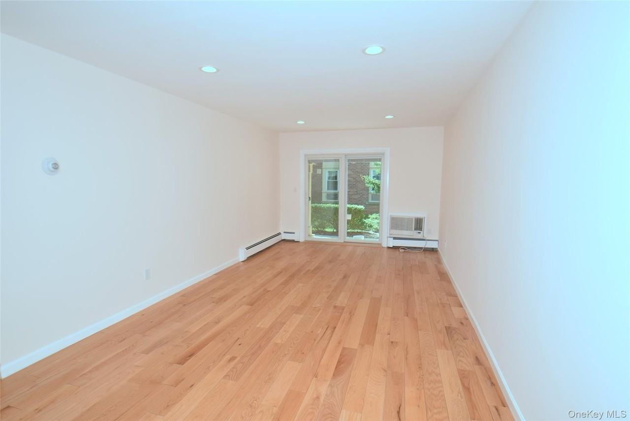 20614 Emily Rd #42L - Photo 7 of 14