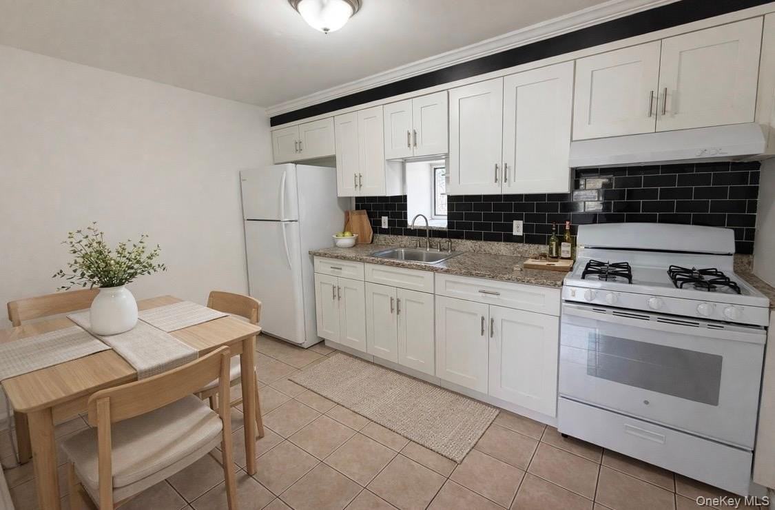 35 Washington Ave N #1 - Photo 2 of 6