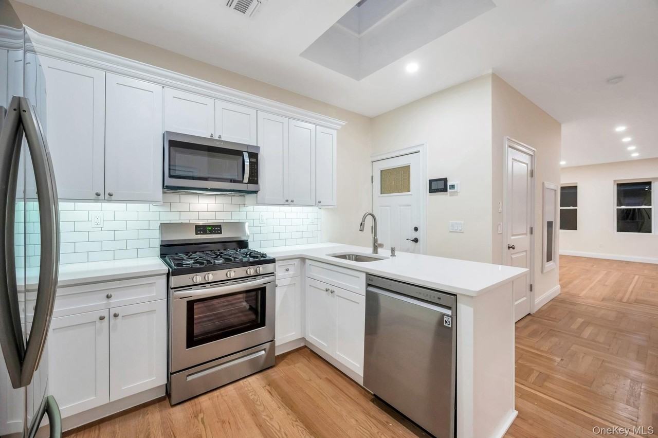 4106 25th Ave #2 - Photo 3 of 14