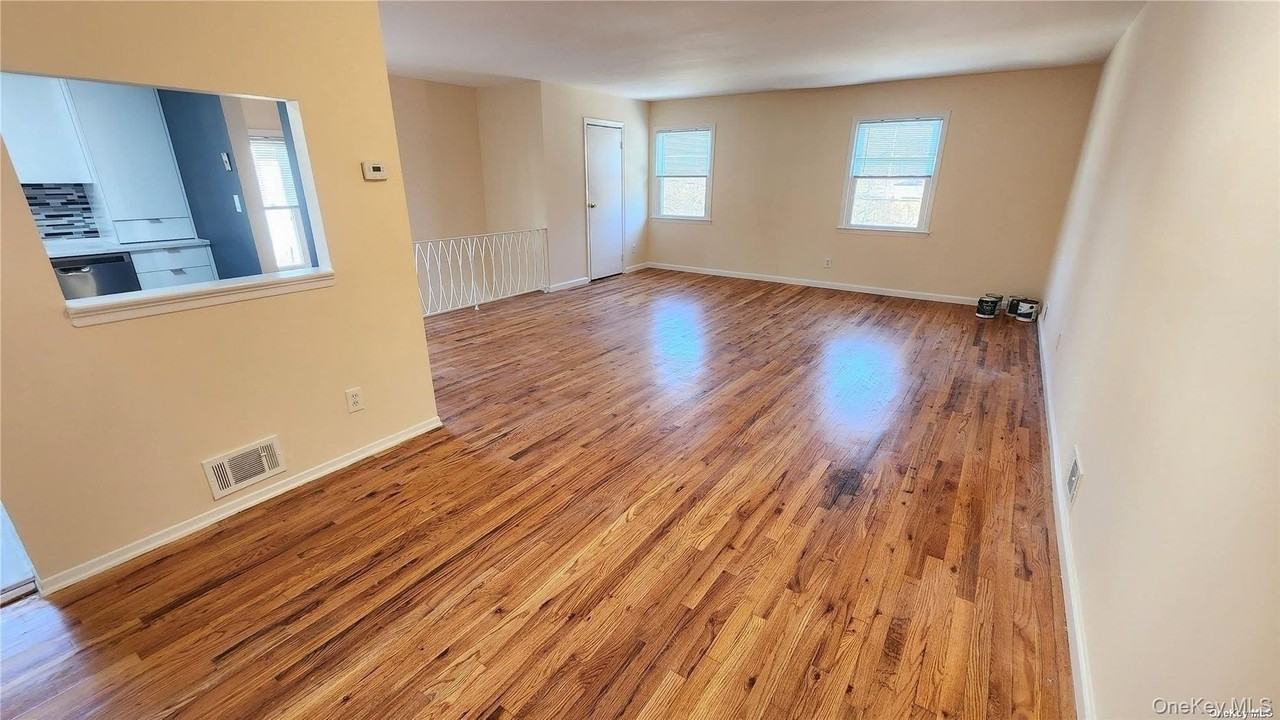 24457 Grand Central Pkwy #2 - Photo 4 of 19