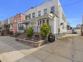 6618 75th St #1stFL - Photo 1 of 1