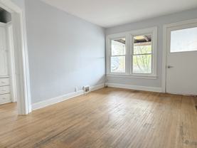 1022 - 1022 Gladstone Avenue - 1020 #1020 - Photo 1 of 1