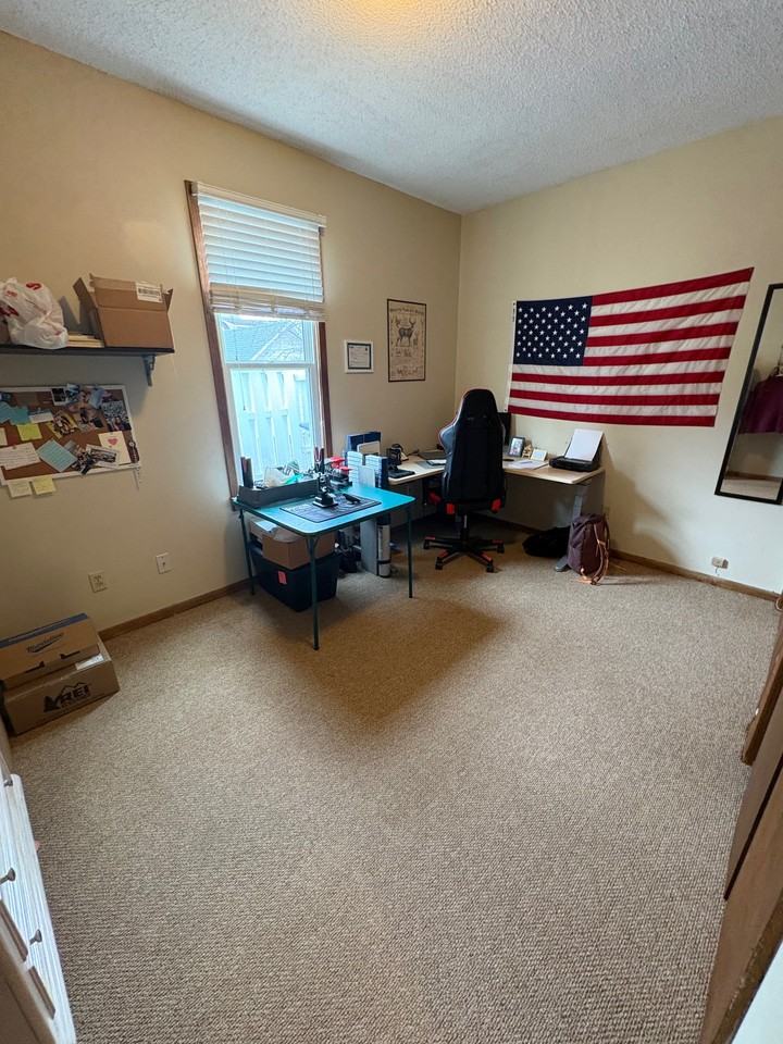 1208 Center St W #1 - Photo 7 of 10