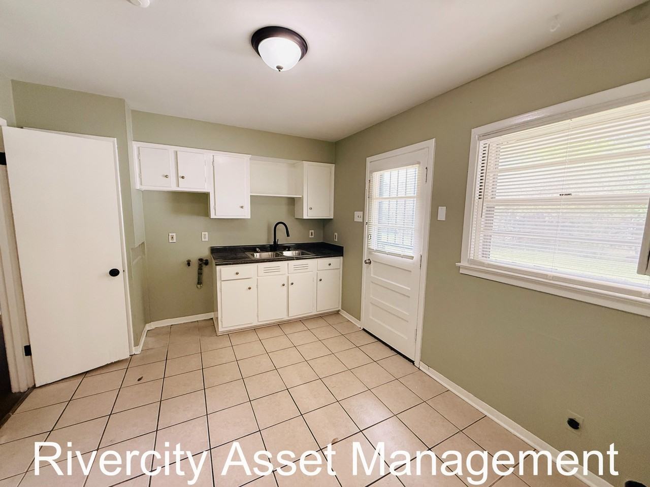 4223 Cherrydale Ave #1 - Photo 6 of 12