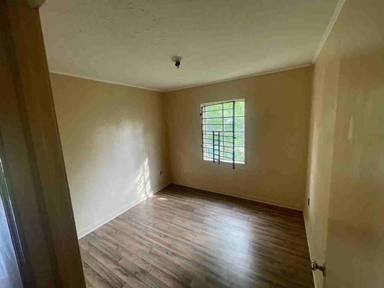 723 Glenmont Dr #1 - Photo 6 of 6