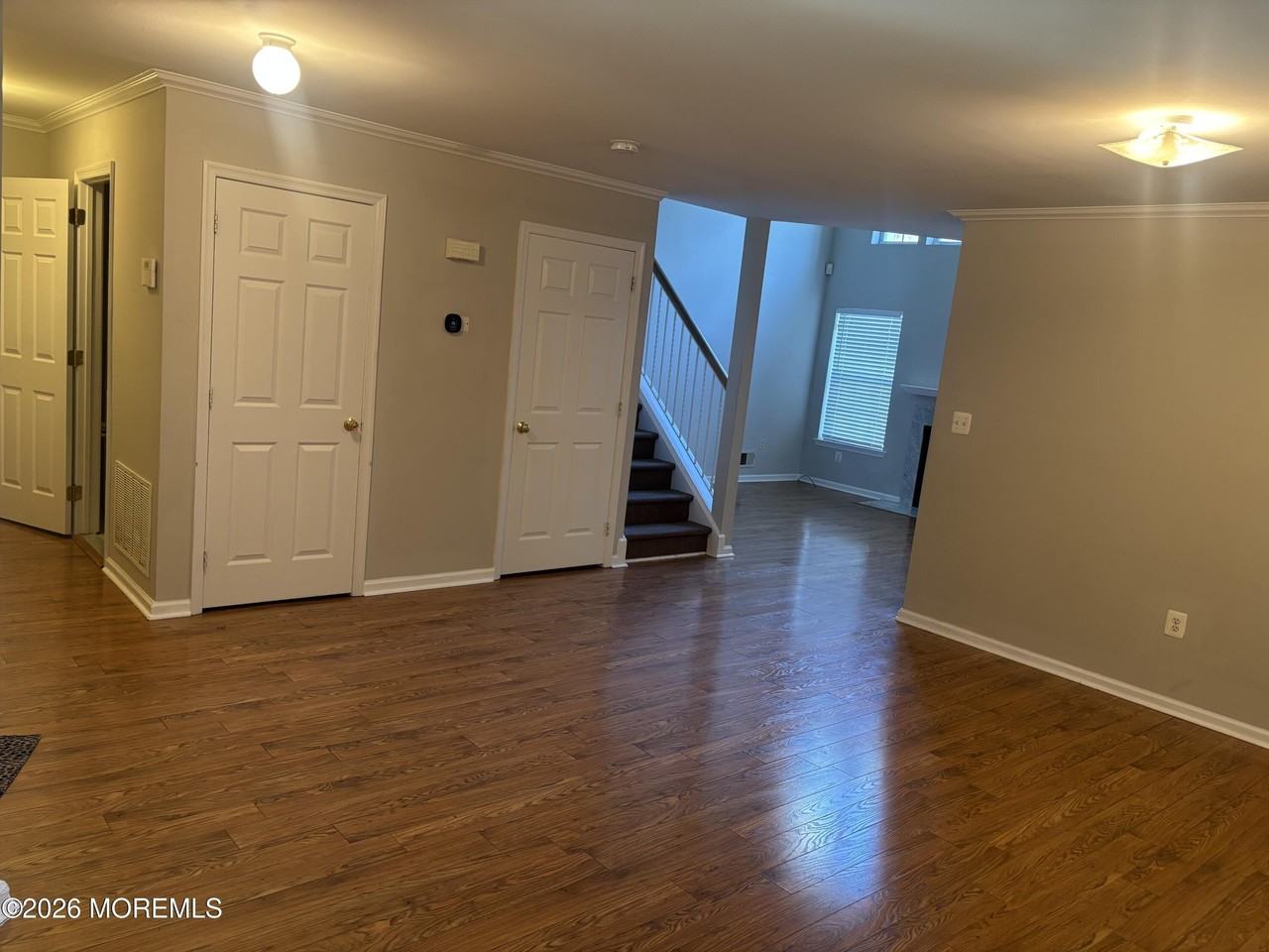 131 Murray Dr - Photo 6 of 28