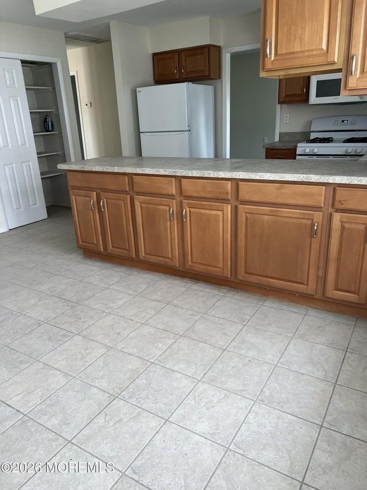 121 Fort De France Ave - Photo 4 of 16