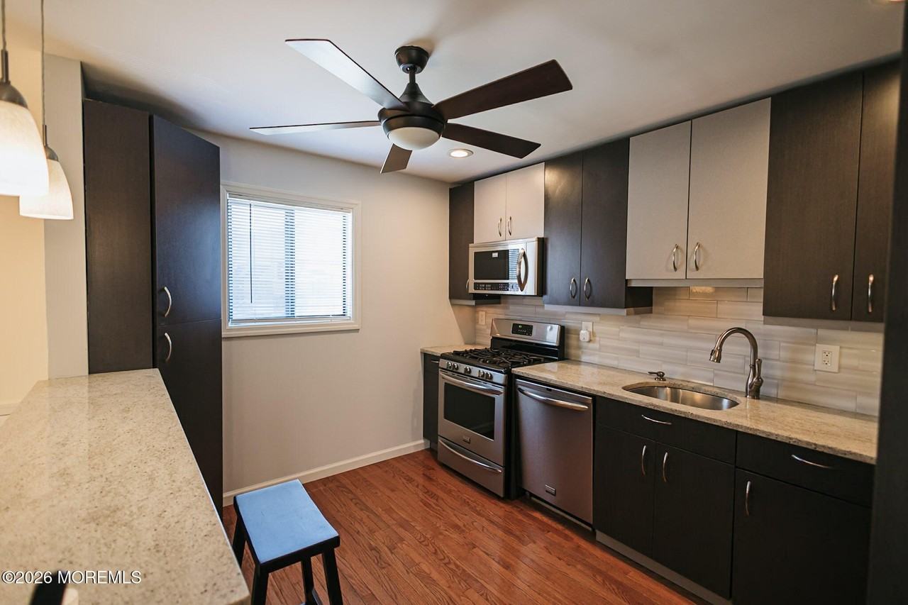 1601 Alpine Trl - Photo 5 of 31