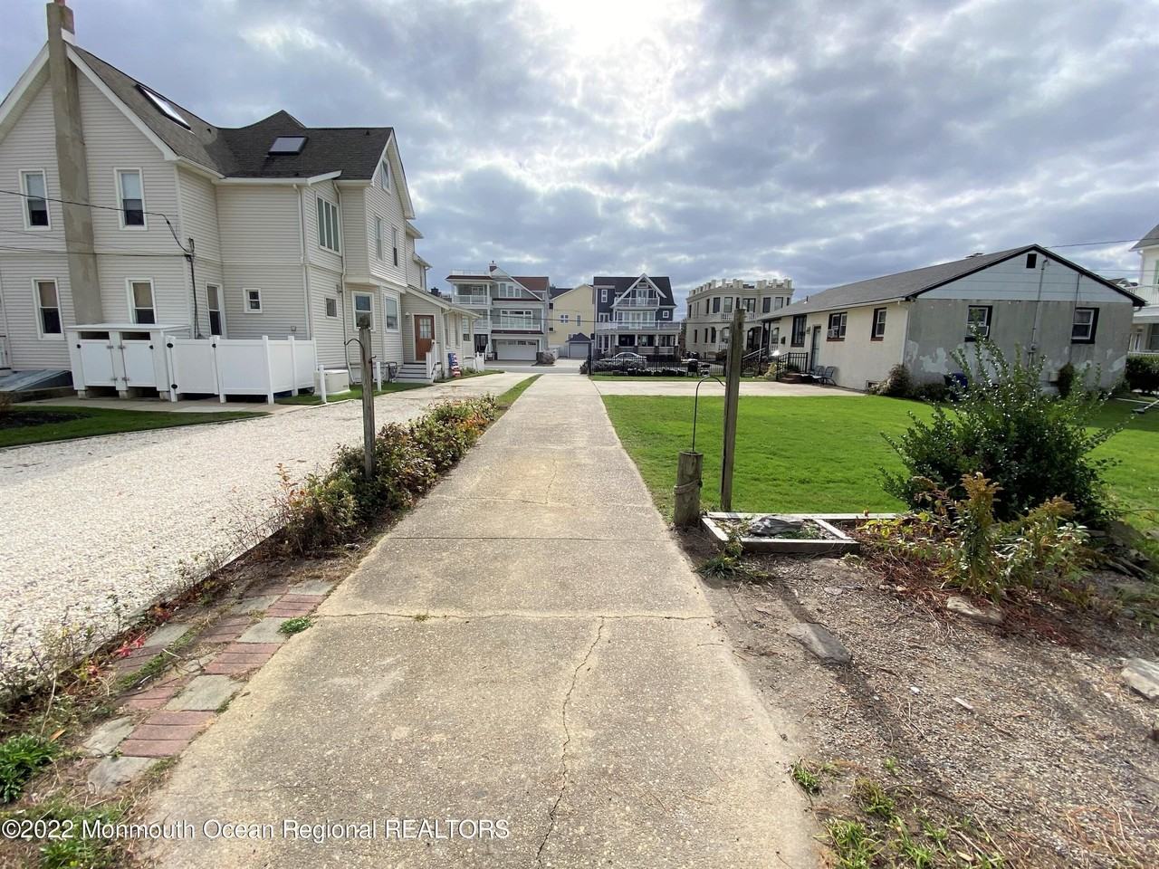 104 11th Ave - Photo 4 of 20