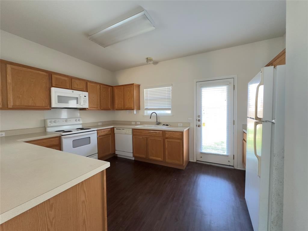 11500 Morgans Point St #1 - Photo 3 of 10