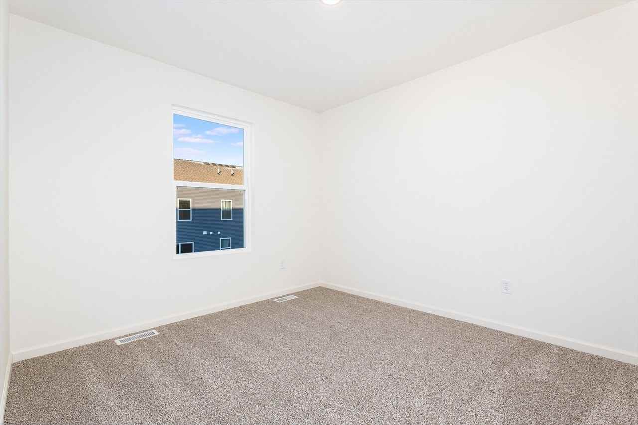 1059 Briar Glen Ct - Photo 7 of 15